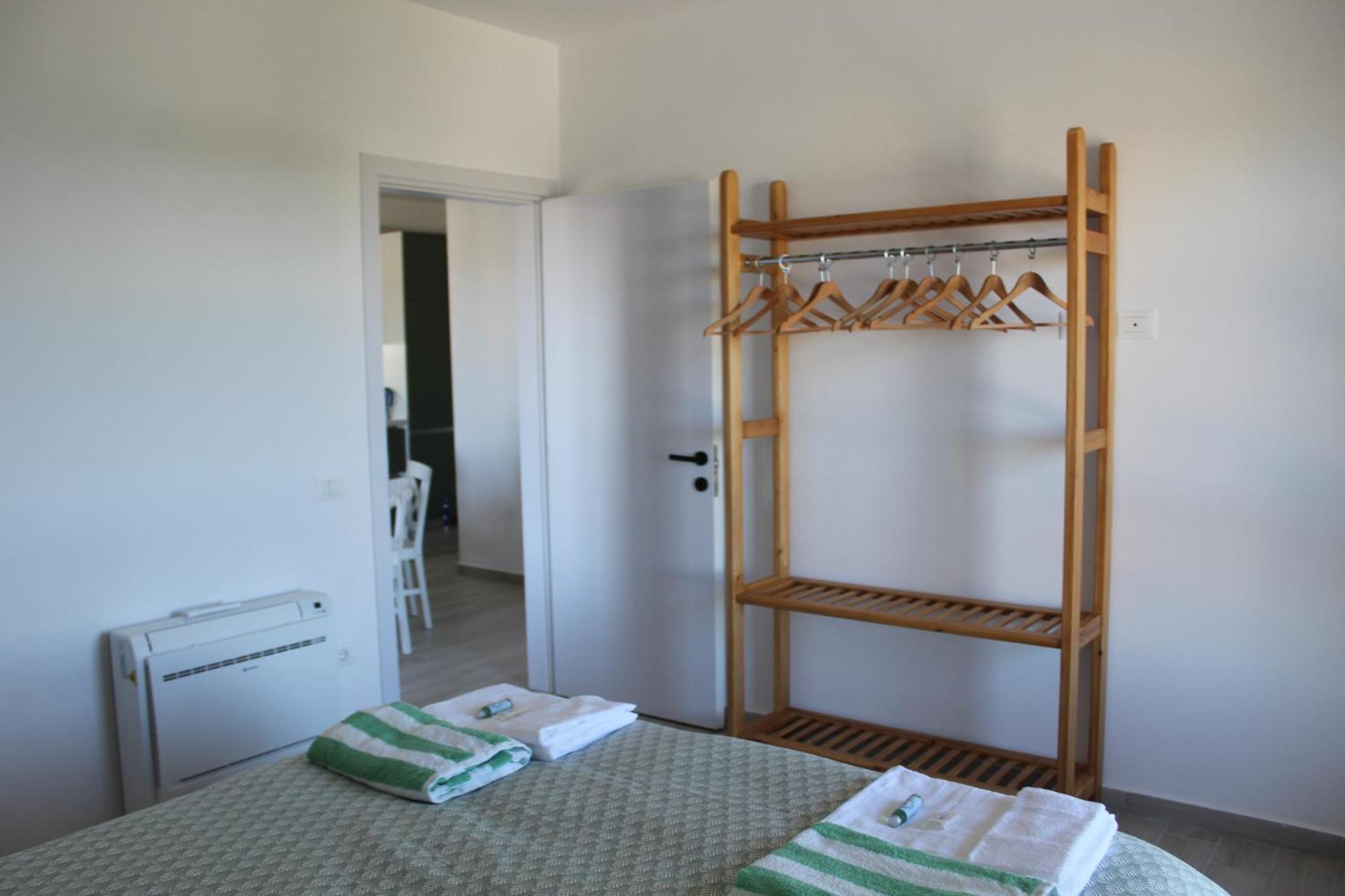 Savana Modern Apartment By The Sea ゴーレム エクステリア 写真